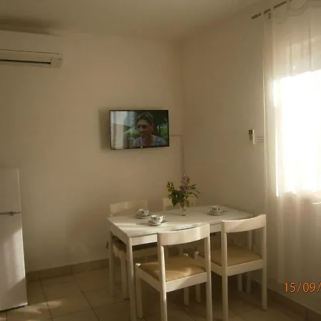 Apartman Sea And Sun *