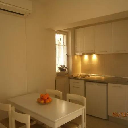 Sea And Sun Apartman *