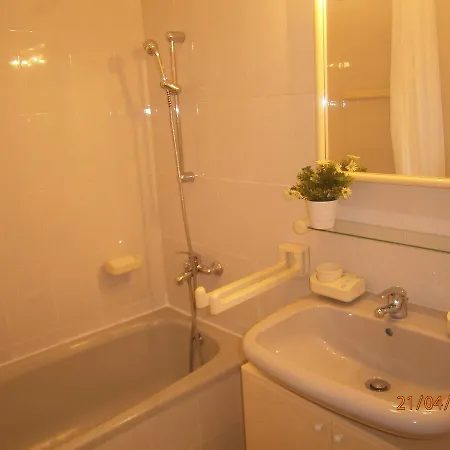 Sea And Sun Апартаменты Рабац