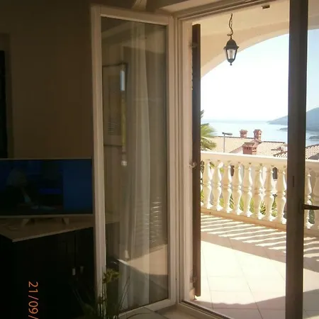 Апартаменты Sea And Sun